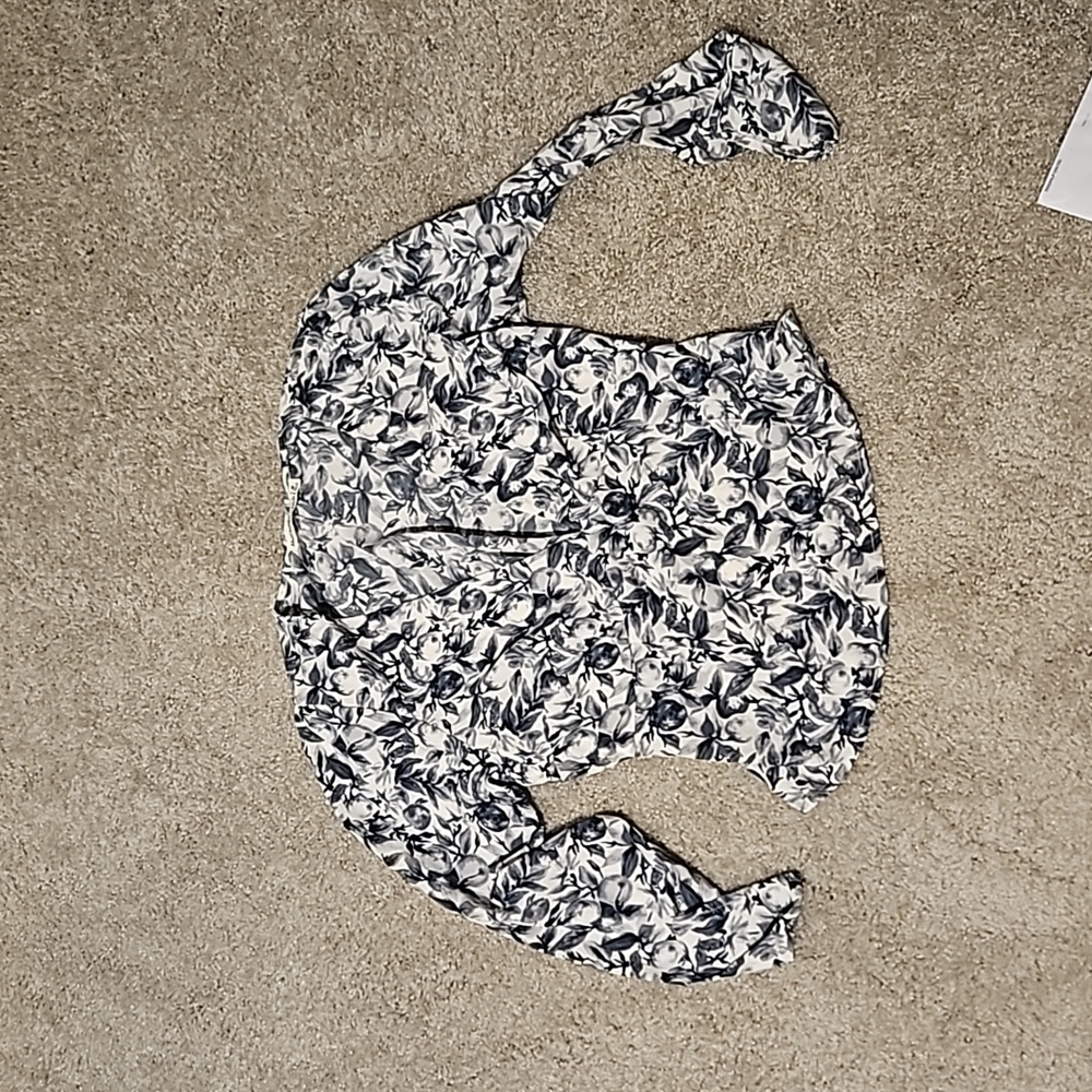 Abercrombie & Fitch Long Sleeve Deep V Top Fruit Toile Print Smocked